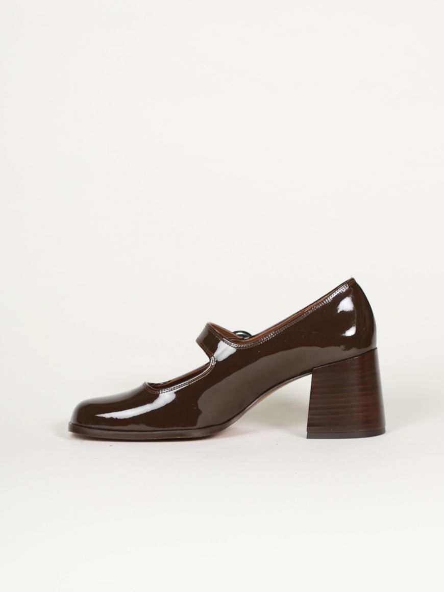 CAREN brown patent leather Mary Janes | Carel Paris Shoes
